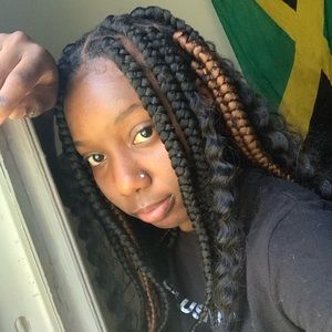 Meet your Posher, Tiara